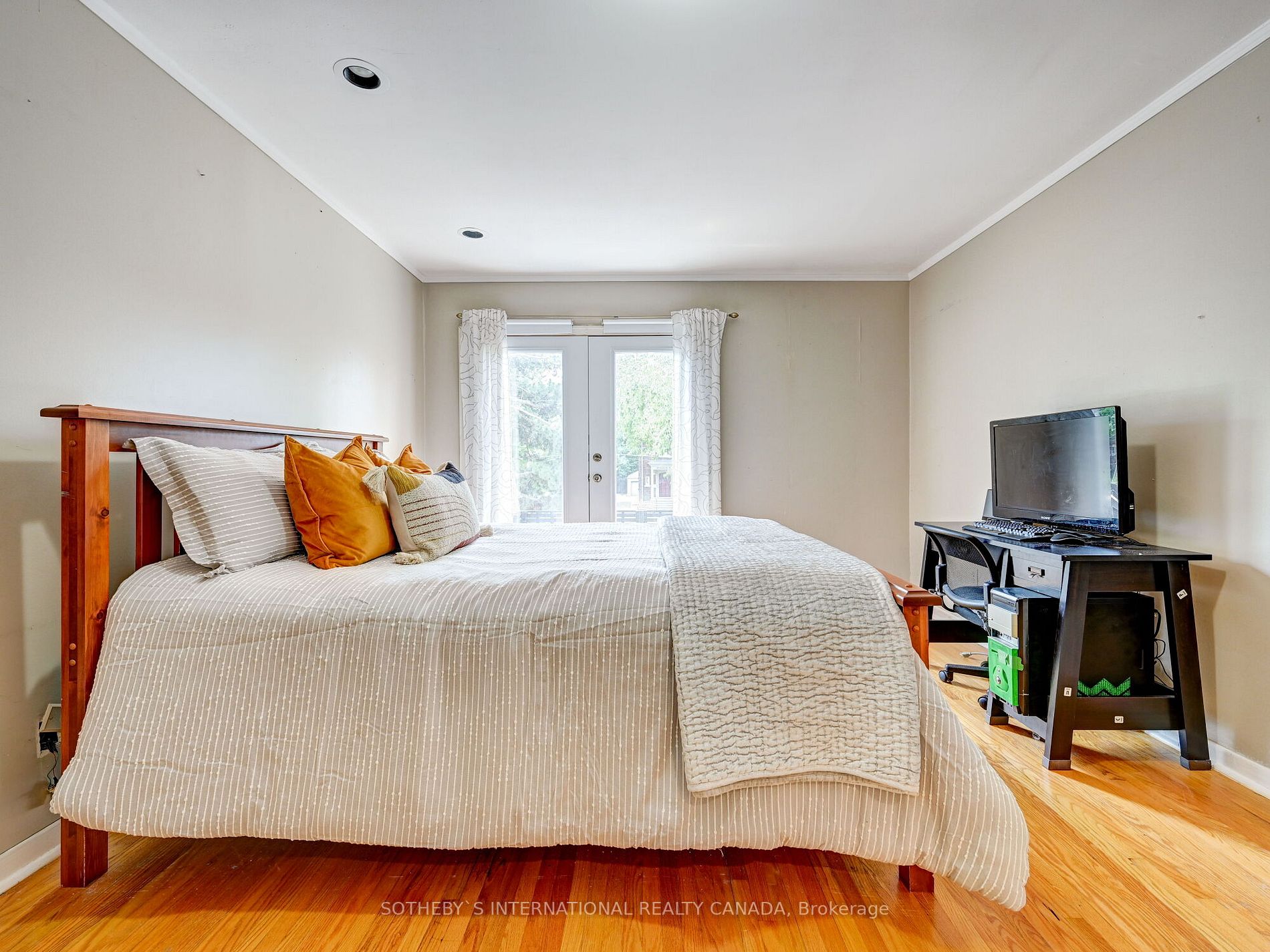 91 Elmsthorpe Ave