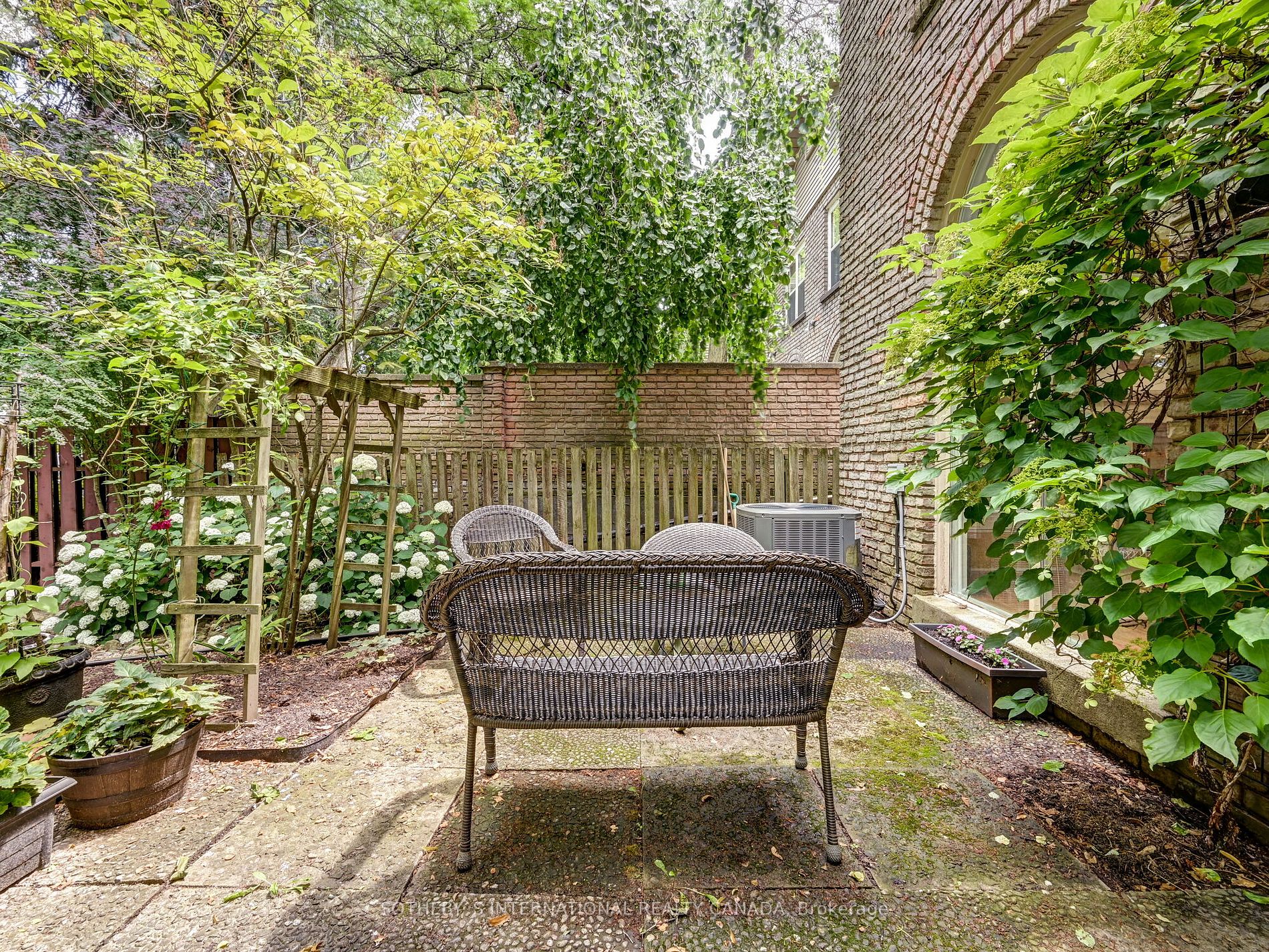 91 Elmsthorpe Ave