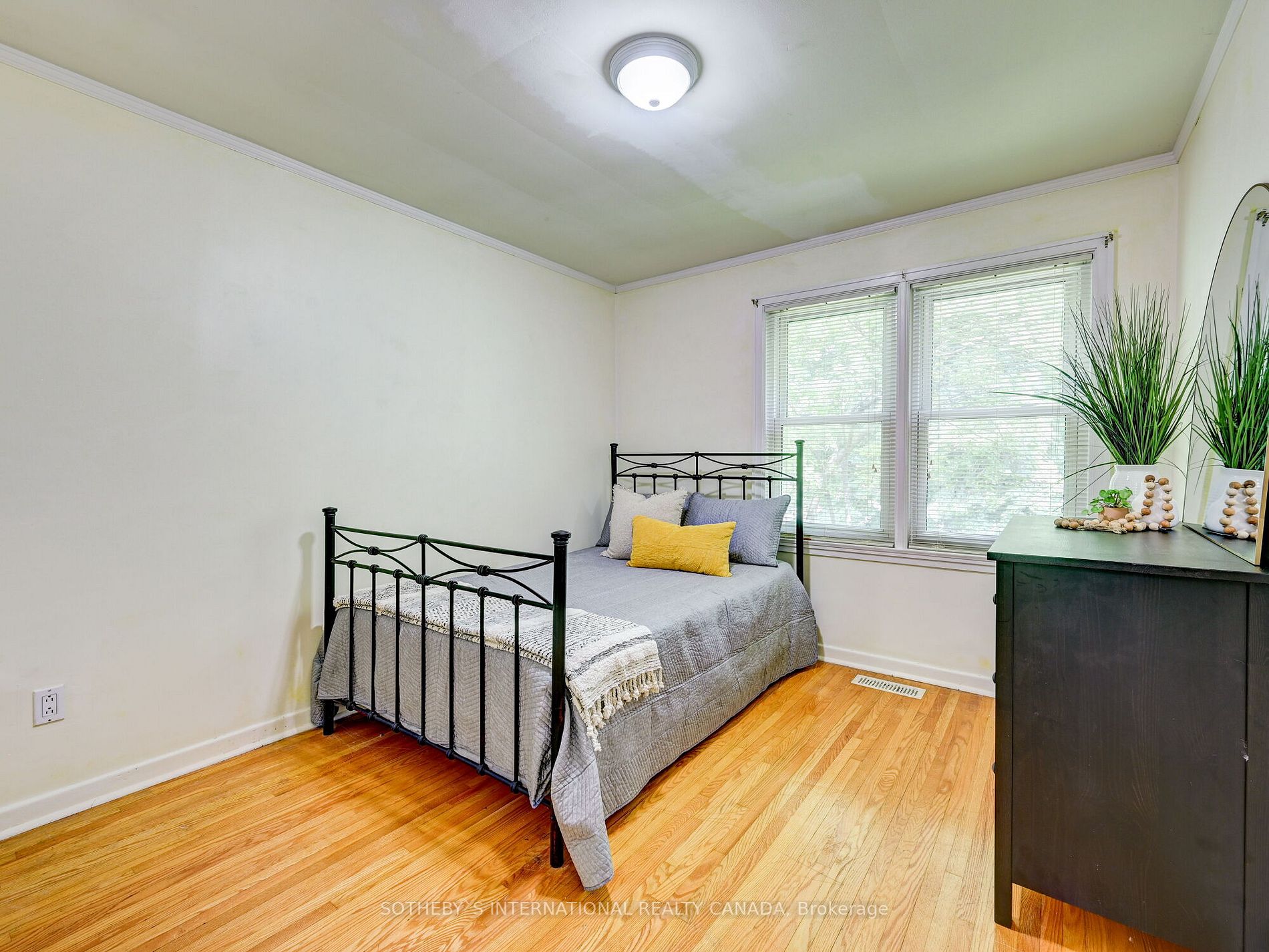 91 Elmsthorpe Ave