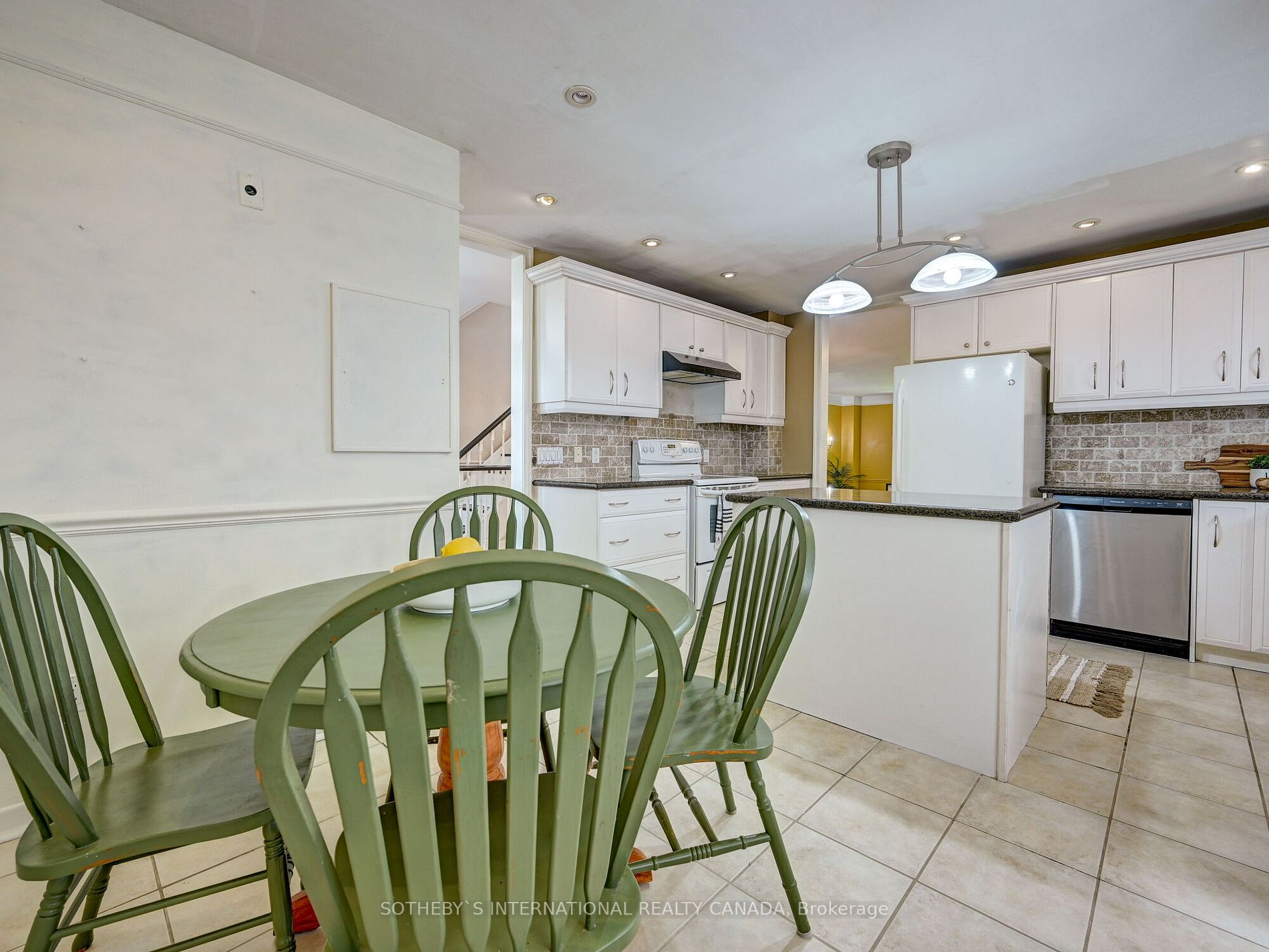 91 Elmsthorpe Ave