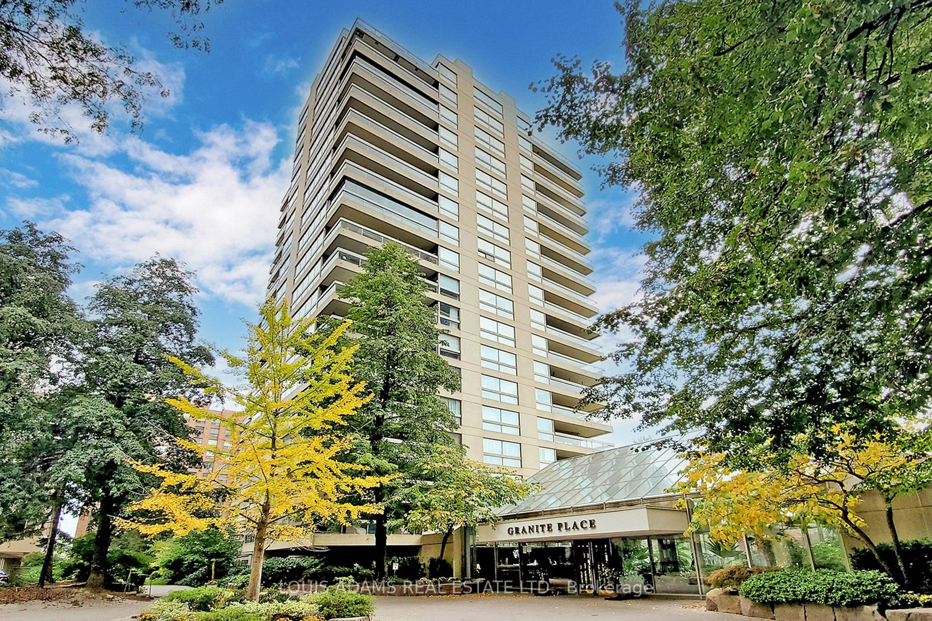 61 St Clair Ave W, #107