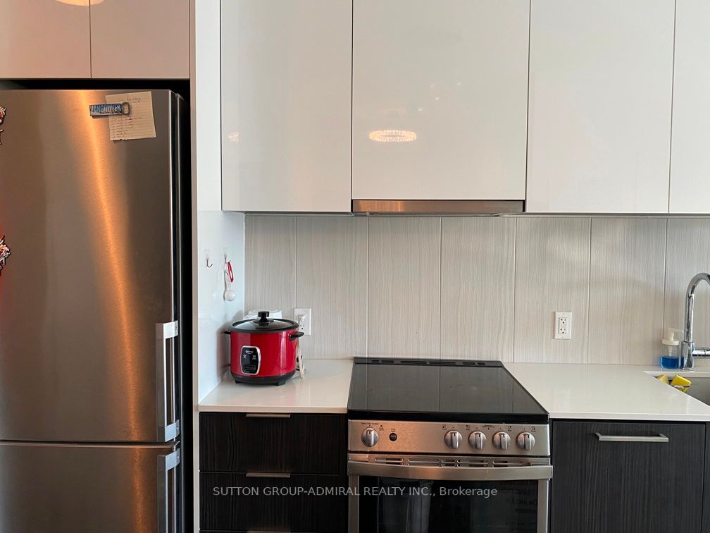 Listing C6647876 - Large Photo # 8