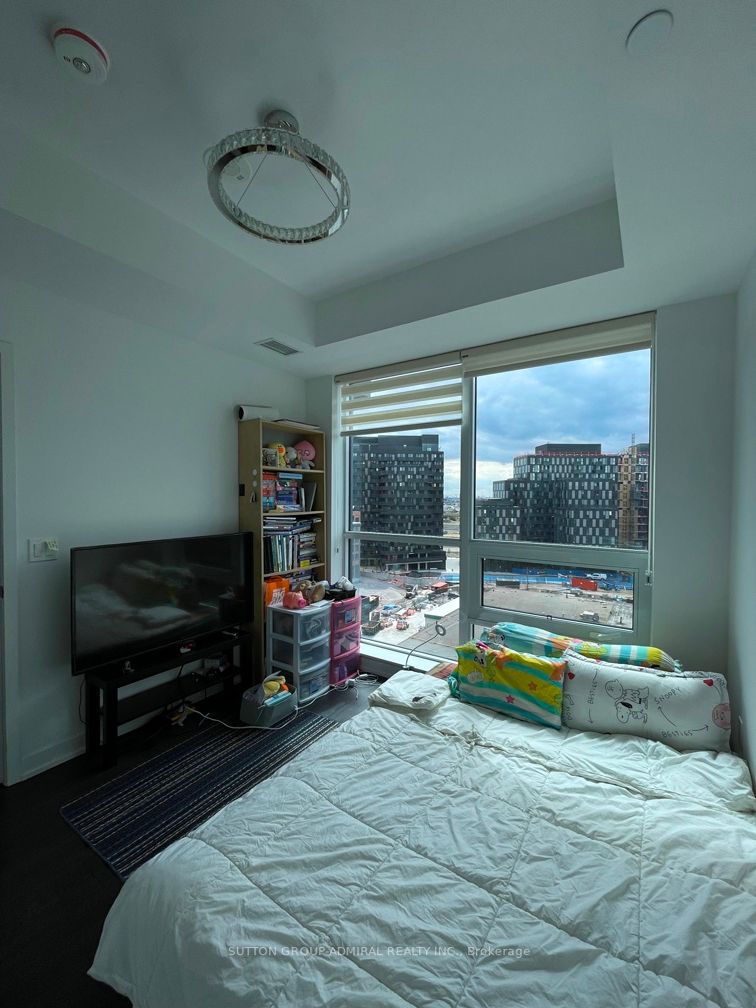 Listing C6647876 - Large Photo # 11