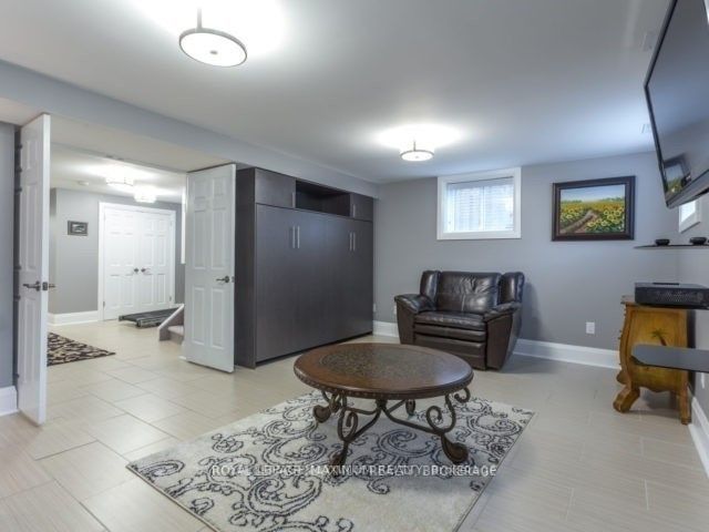 10 Park Hill Rd