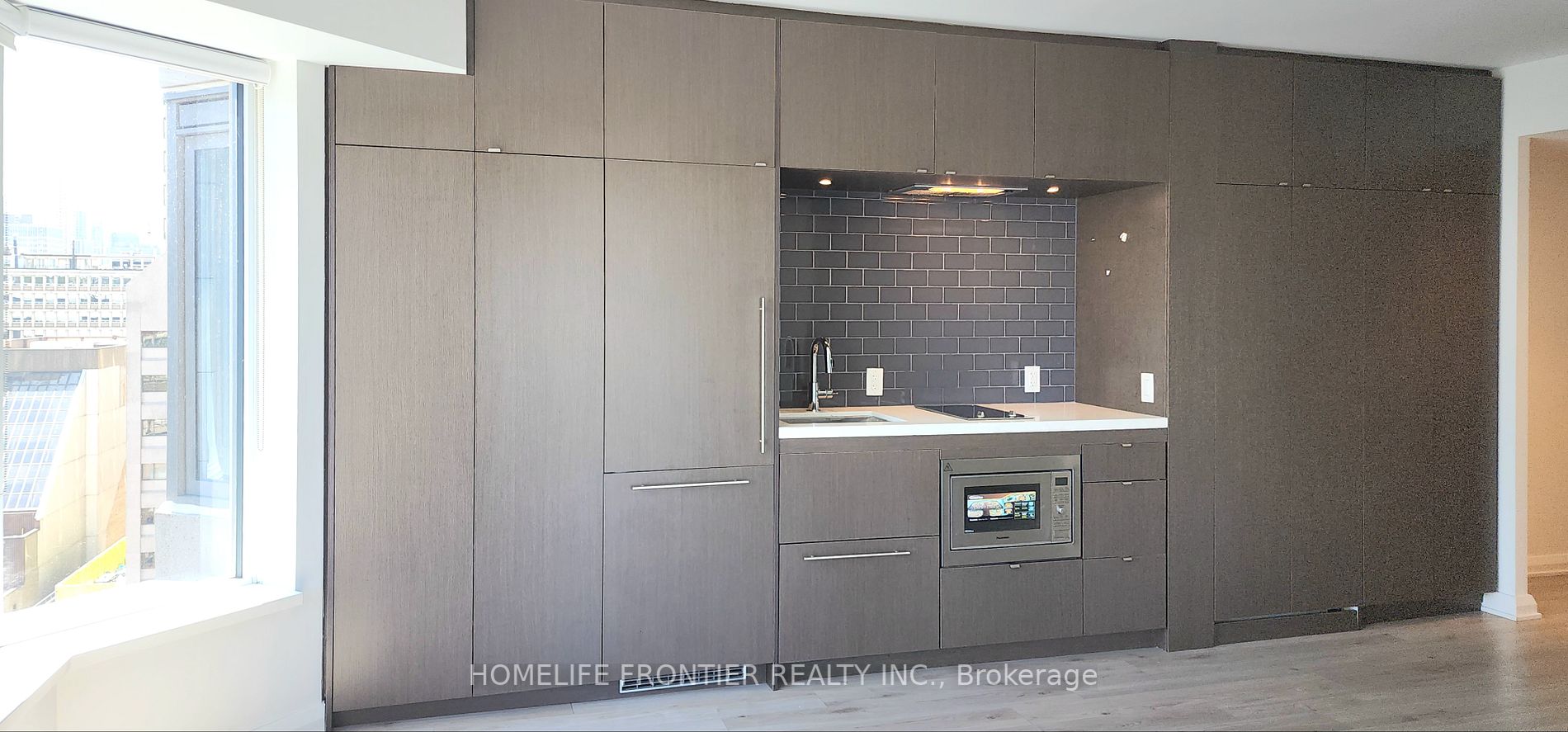 155 Yorkville Avenue, #1204