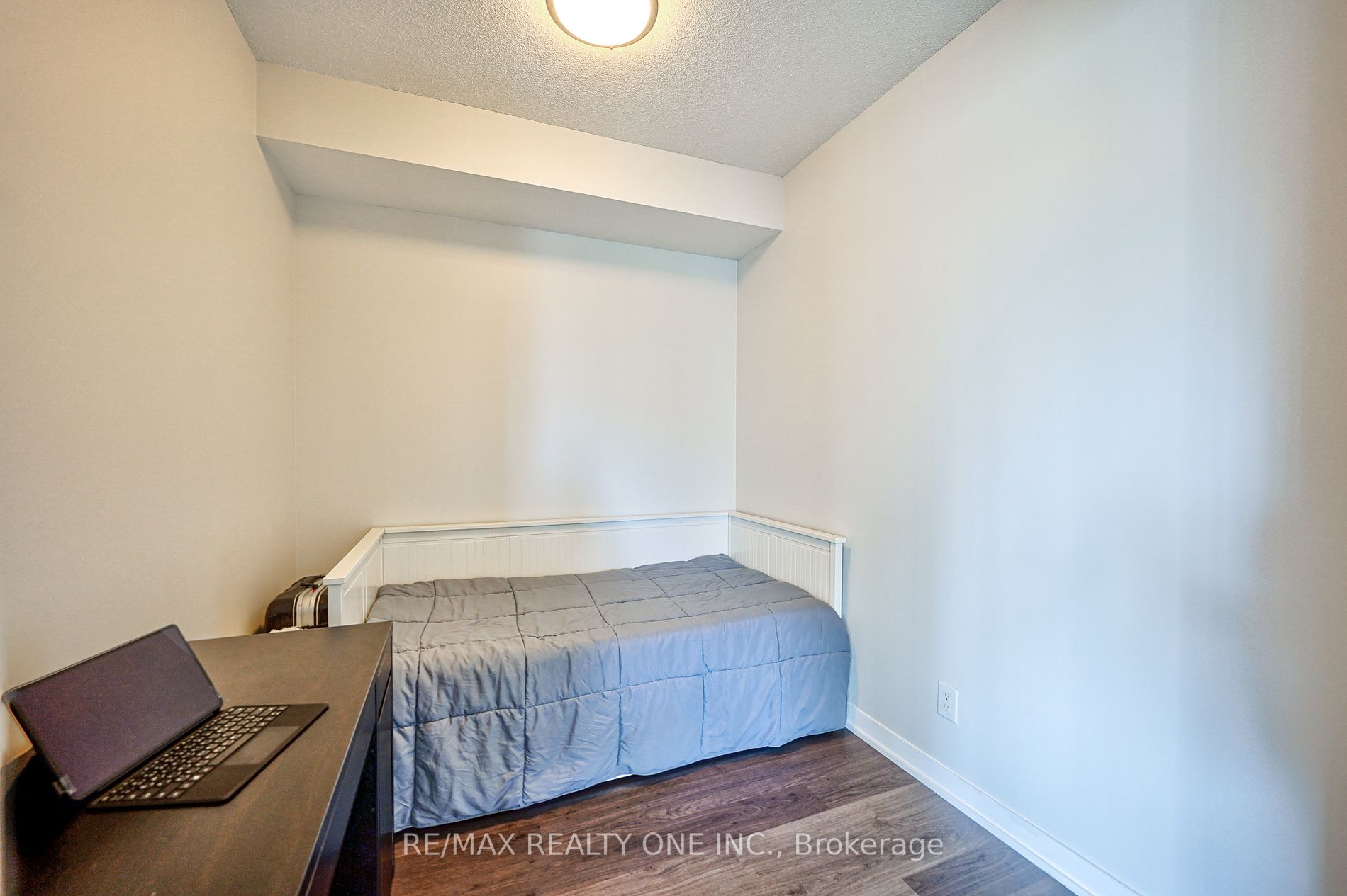 225 Sackville St, #604