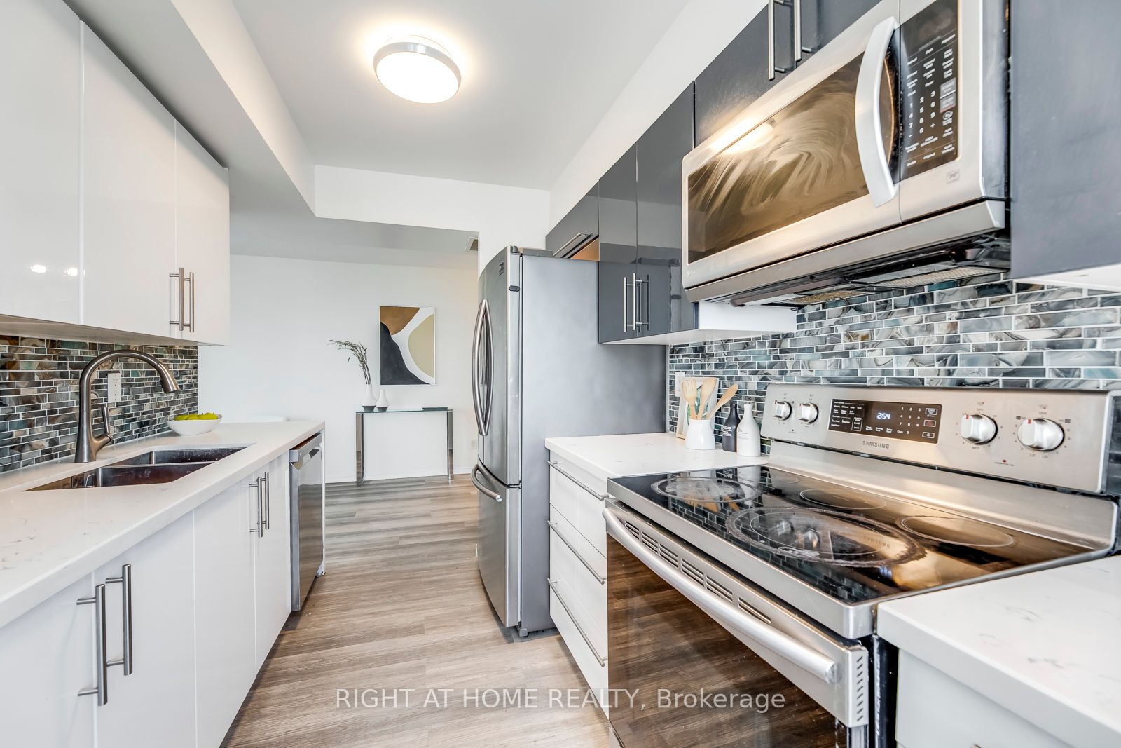155 Beecroft Road #2611
