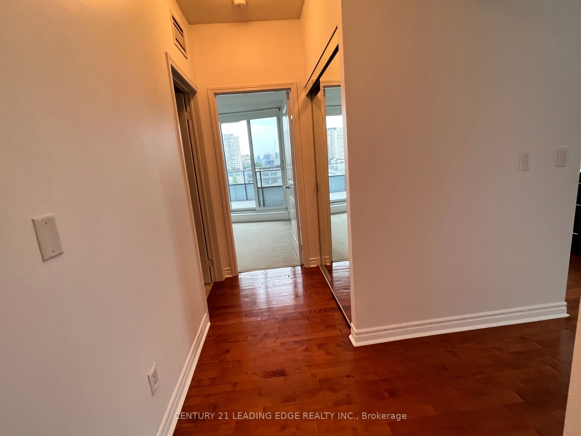 2885 Bayview Ave, #209