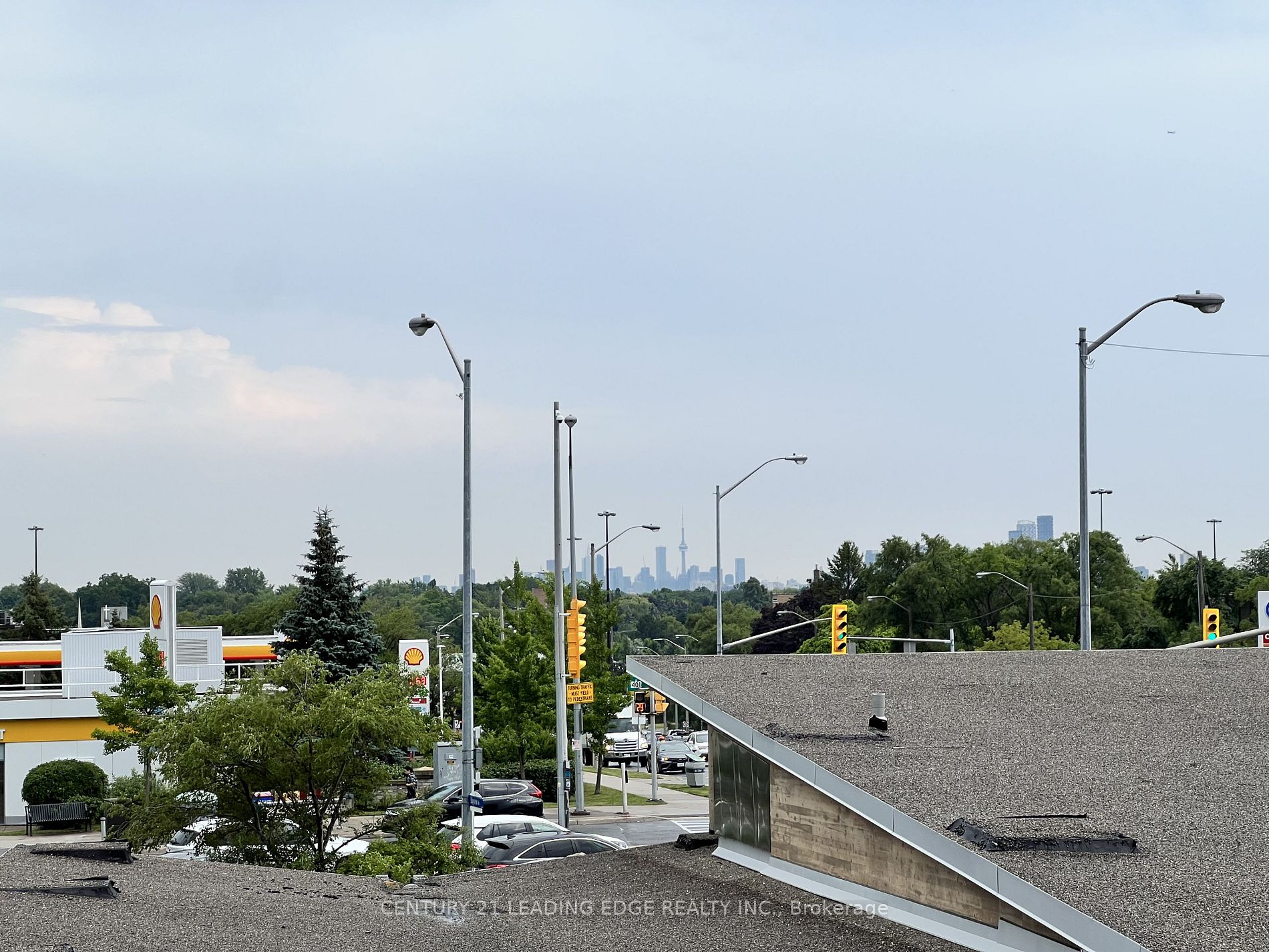 2885 Bayview Ave, #209