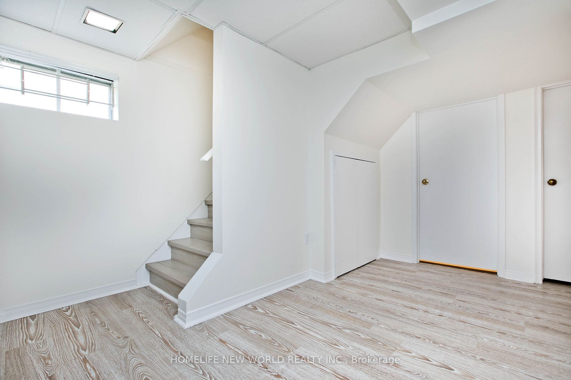 20 Broadlands Blvd