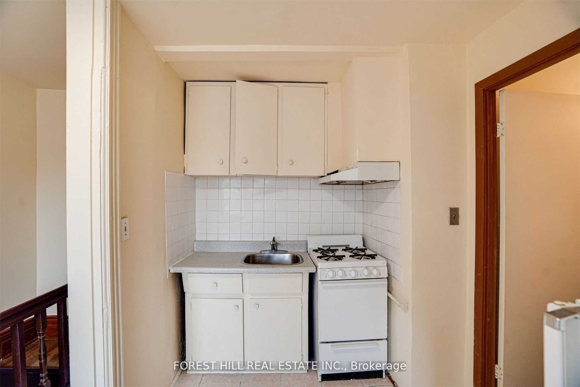 288 Ossington Ave