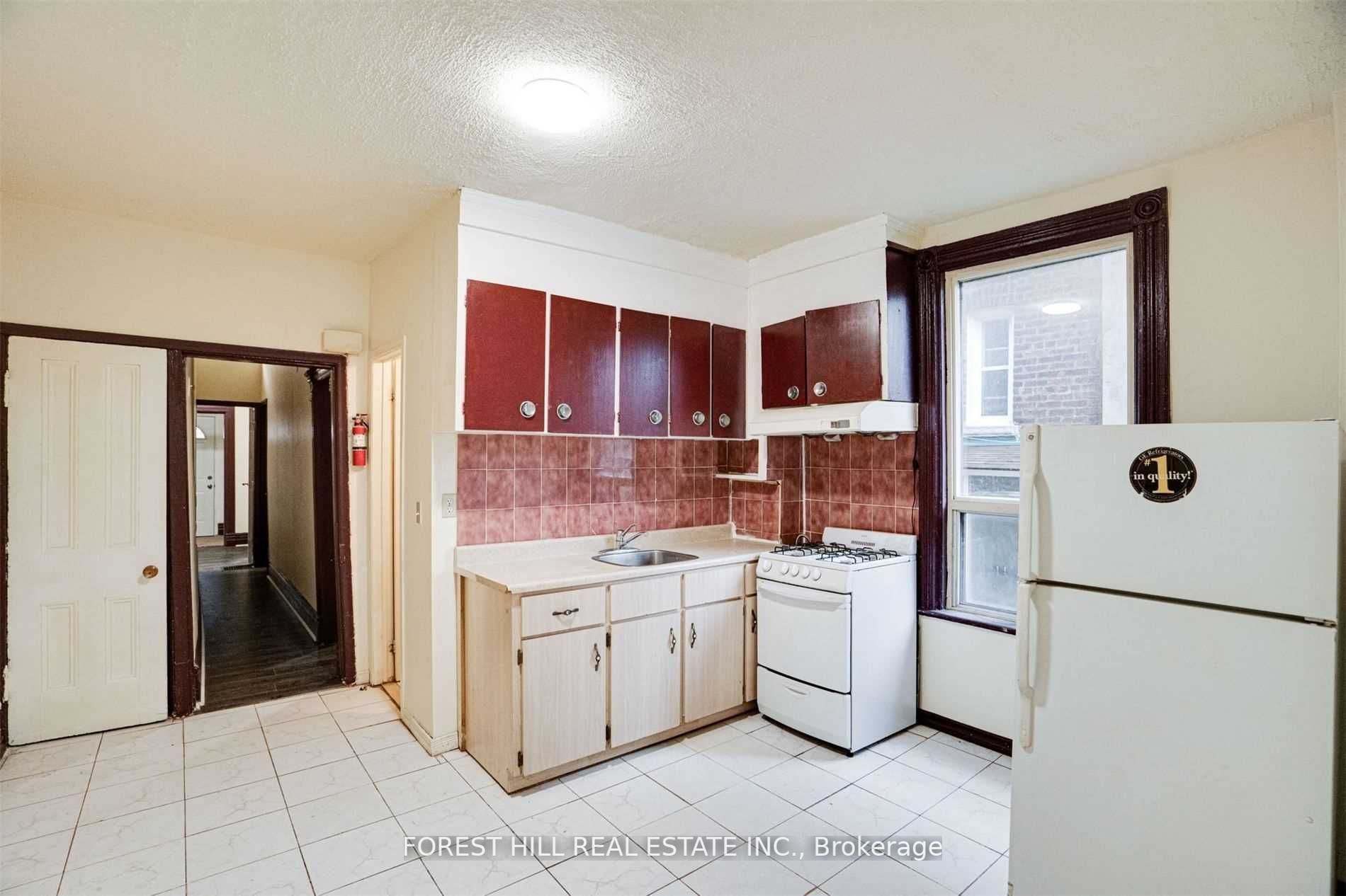 288 Ossington Ave