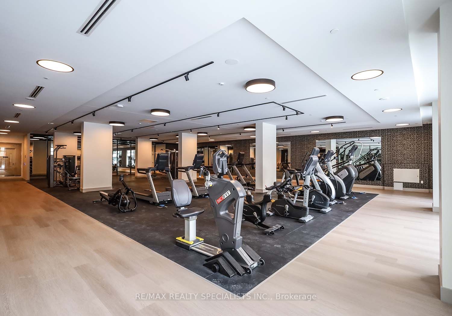 130 River St, #1306
