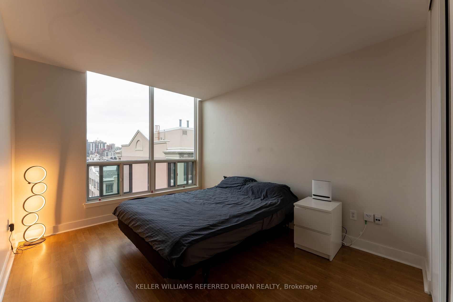 942 Yonge St, #Ph110