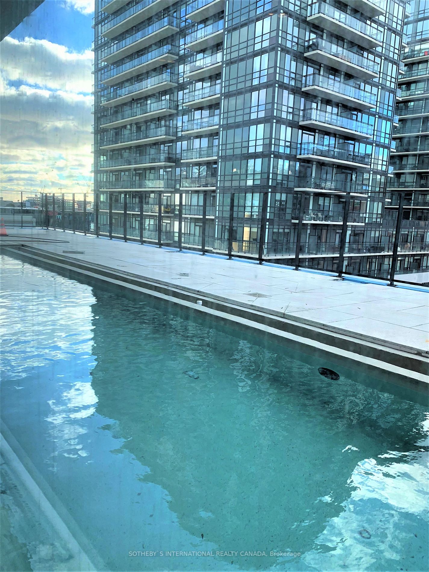55 Ontario St, #905