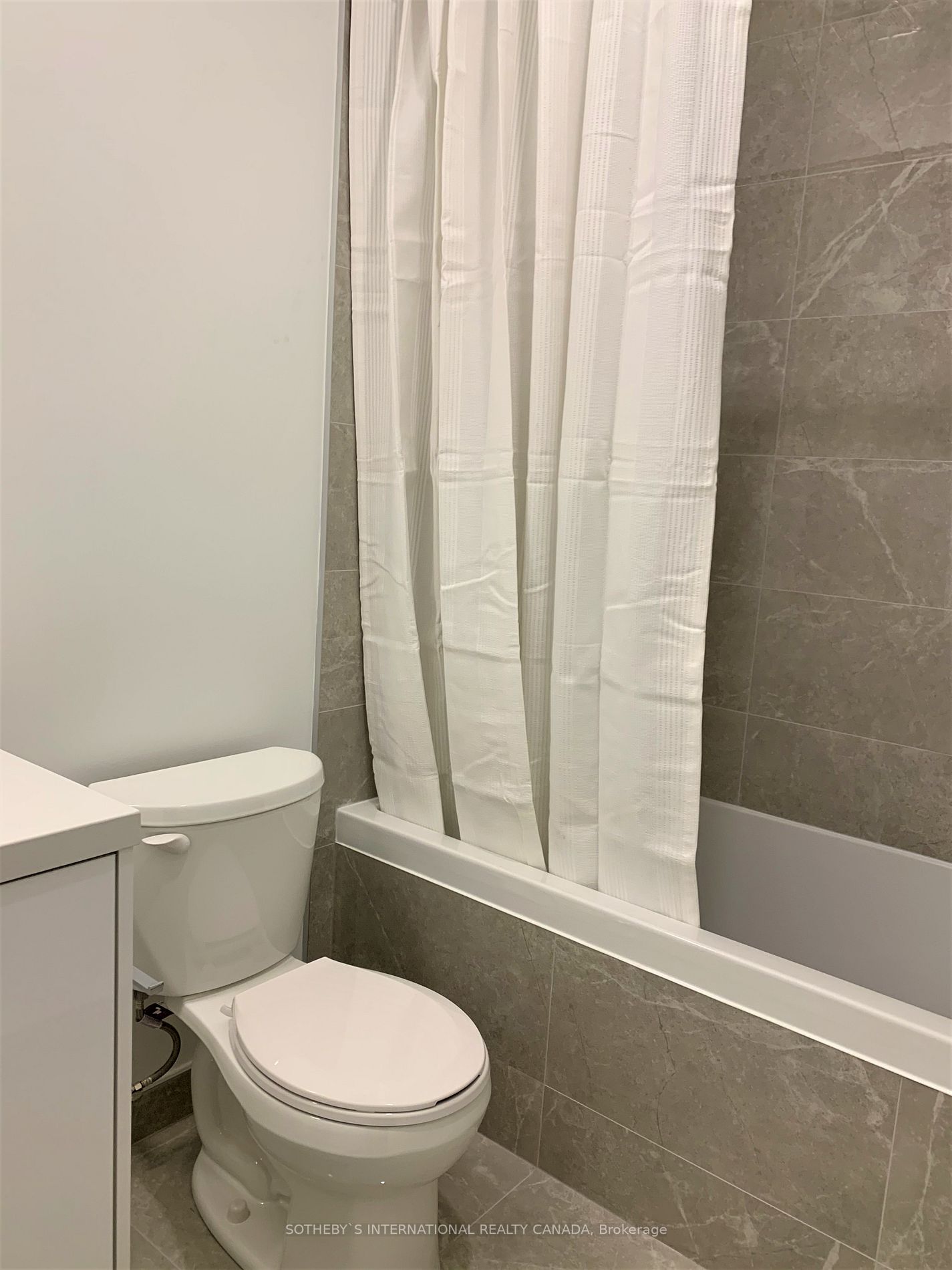 55 Ontario St, #905