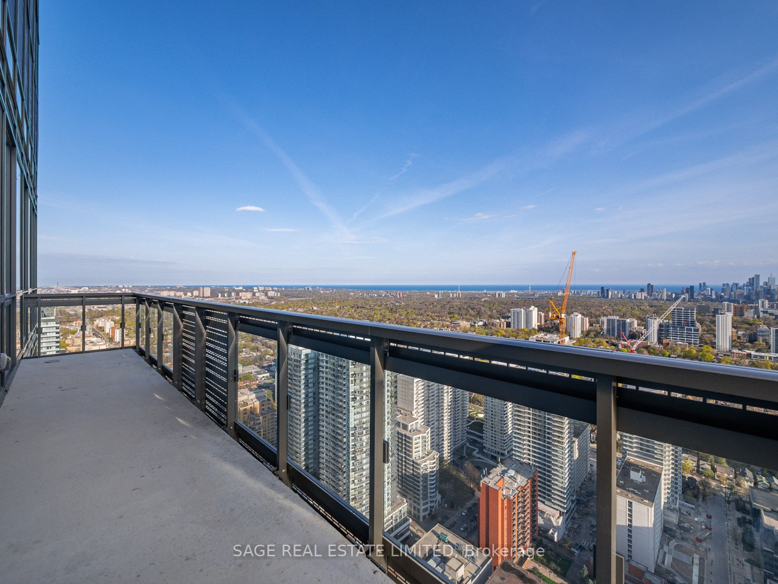 39 Roehampton Avenue, #4602