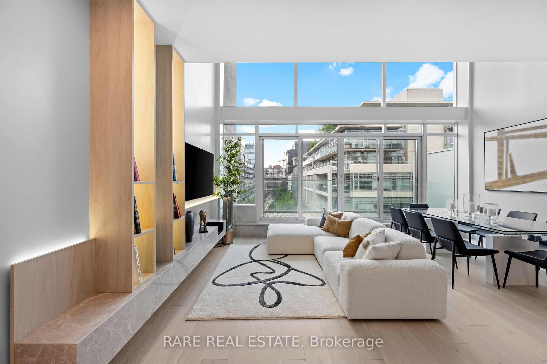 75 Portland St, #704