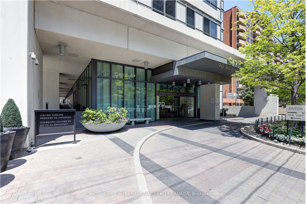 70 Roehampton Ave, Toronto