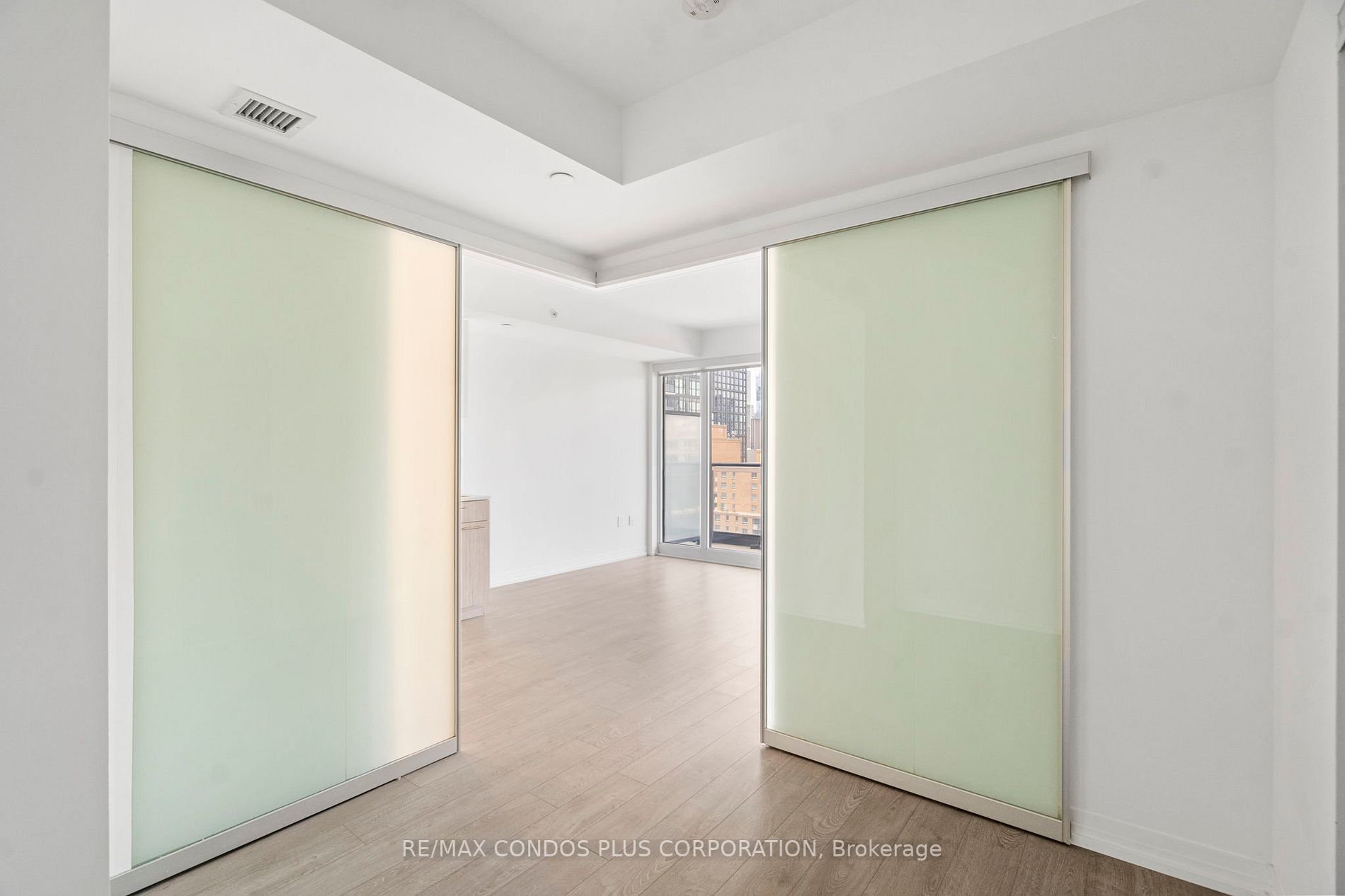 251 Jarvis St, #1529