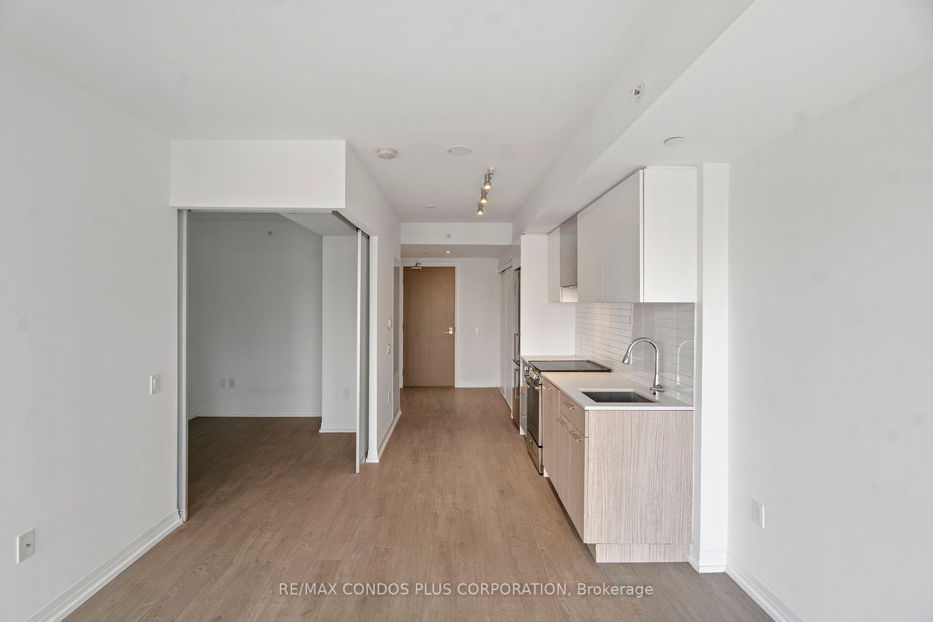 251 Jarvis St, #1529