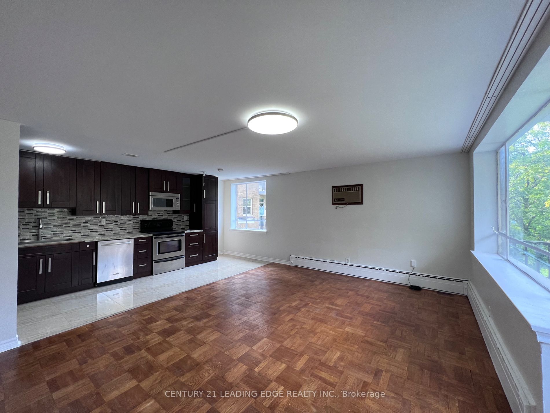 53 Neptune Drive, #106