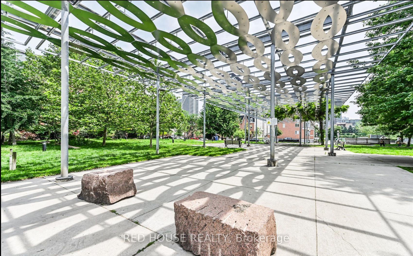 1 Shaw St, #106