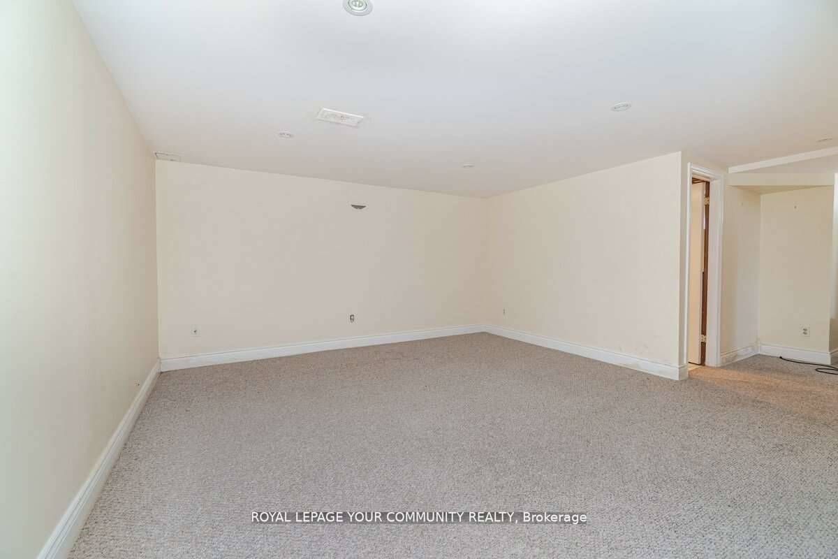 48 Chatfield Dr