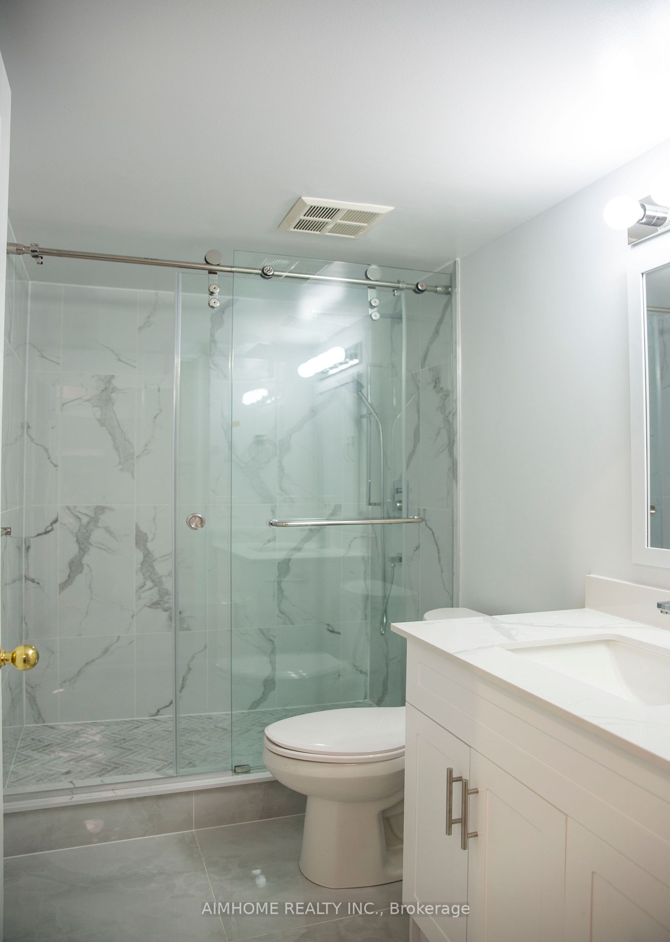 35 Empress Avenue, #206