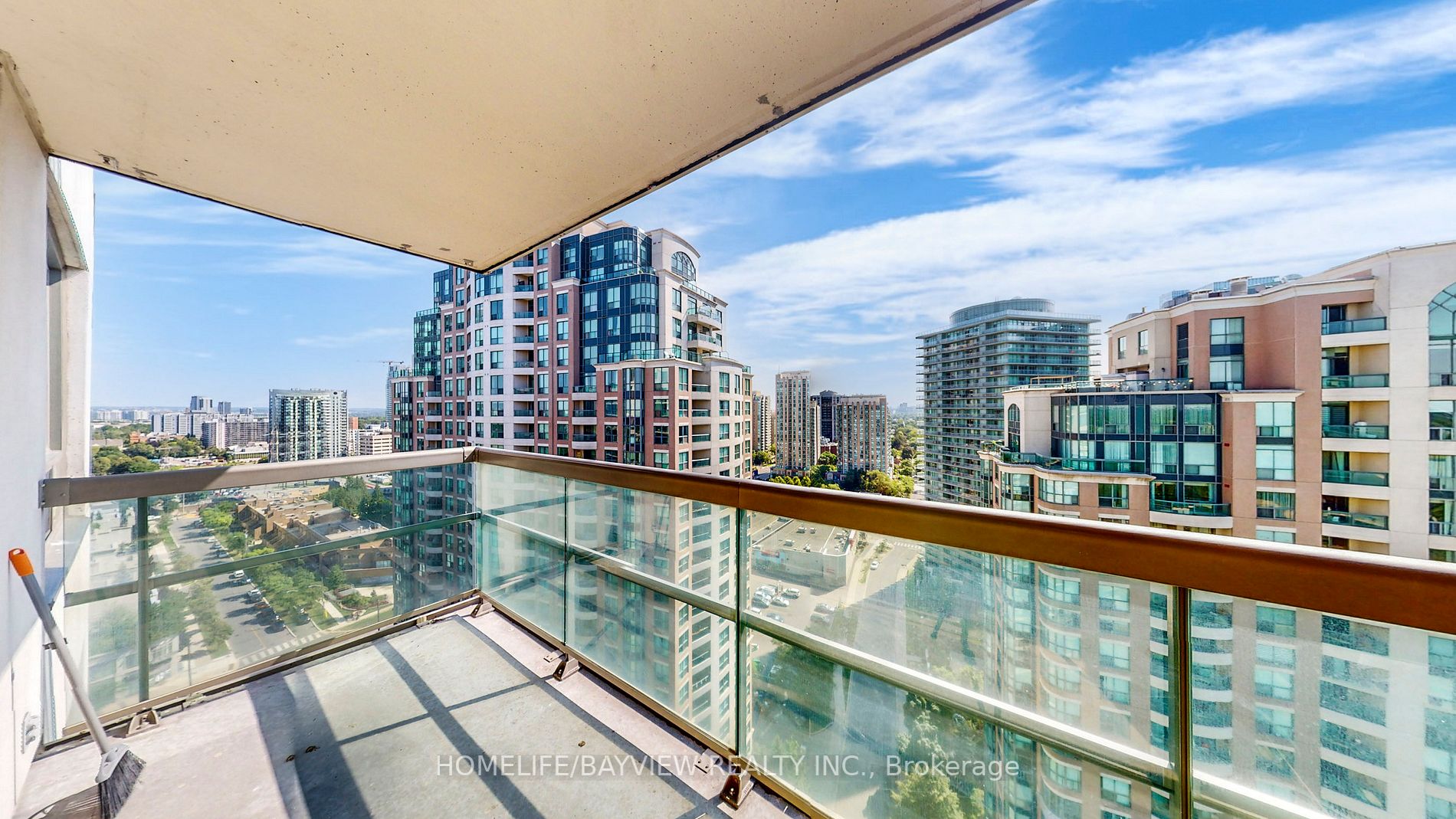 503 Beecroft Rd, #Lph08
