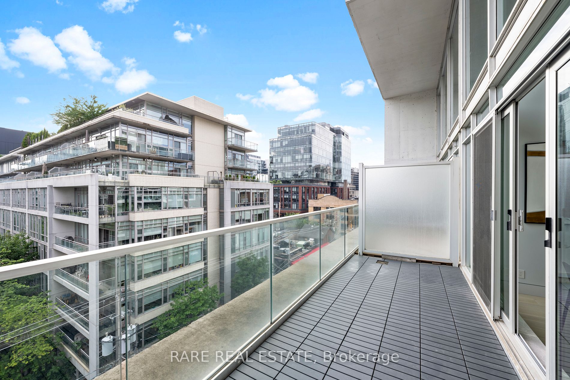 75 Portland St, #704