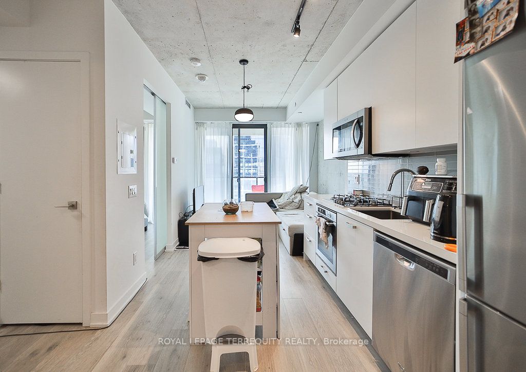 55 Ontario St, #1807