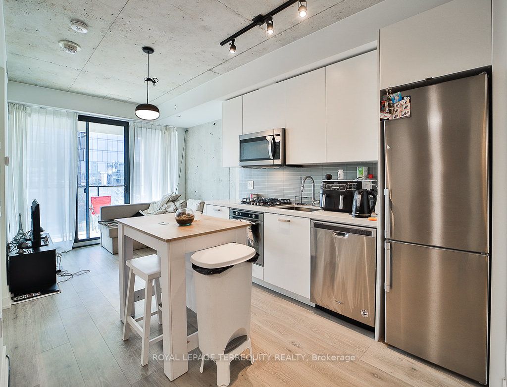 55 Ontario St, #1807