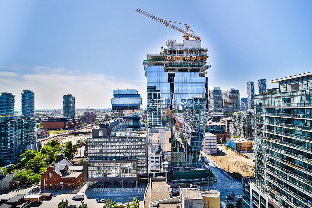 55 Ontario St, #1807