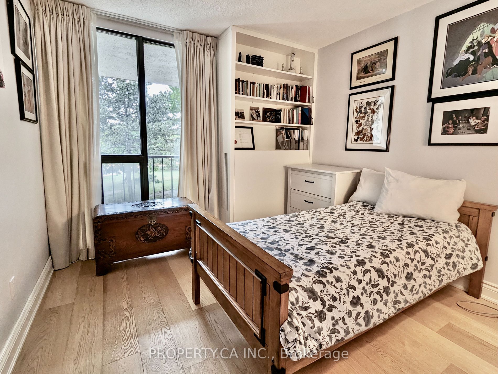 33 Harbour Sq, #410/204