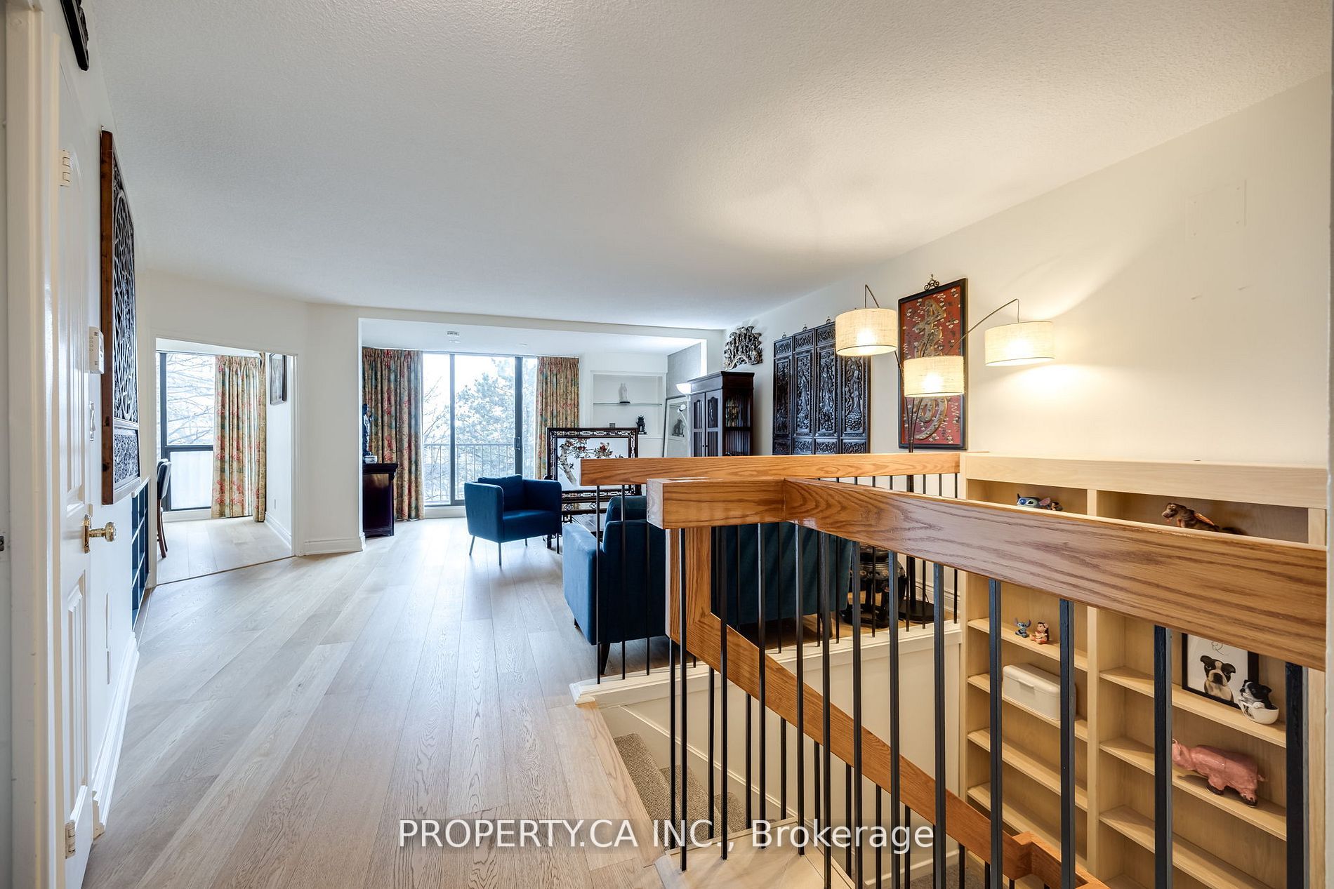 33 Harbour Sq, #410/204