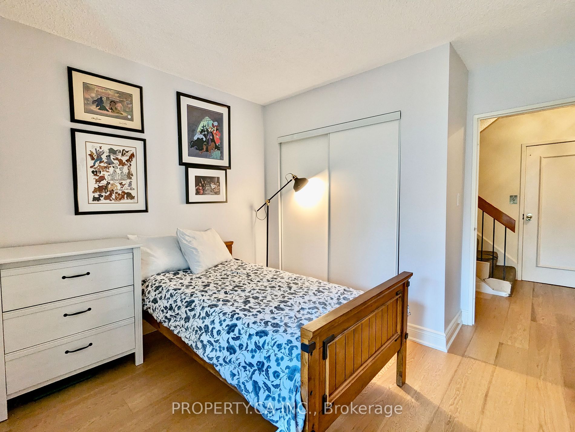 33 Harbour Sq, #410/204