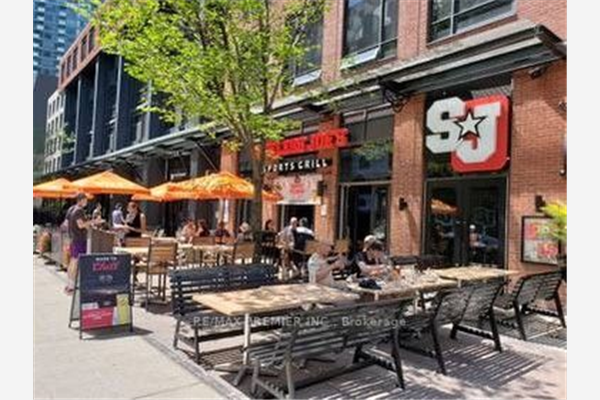 42 The Esplanade, Toronto