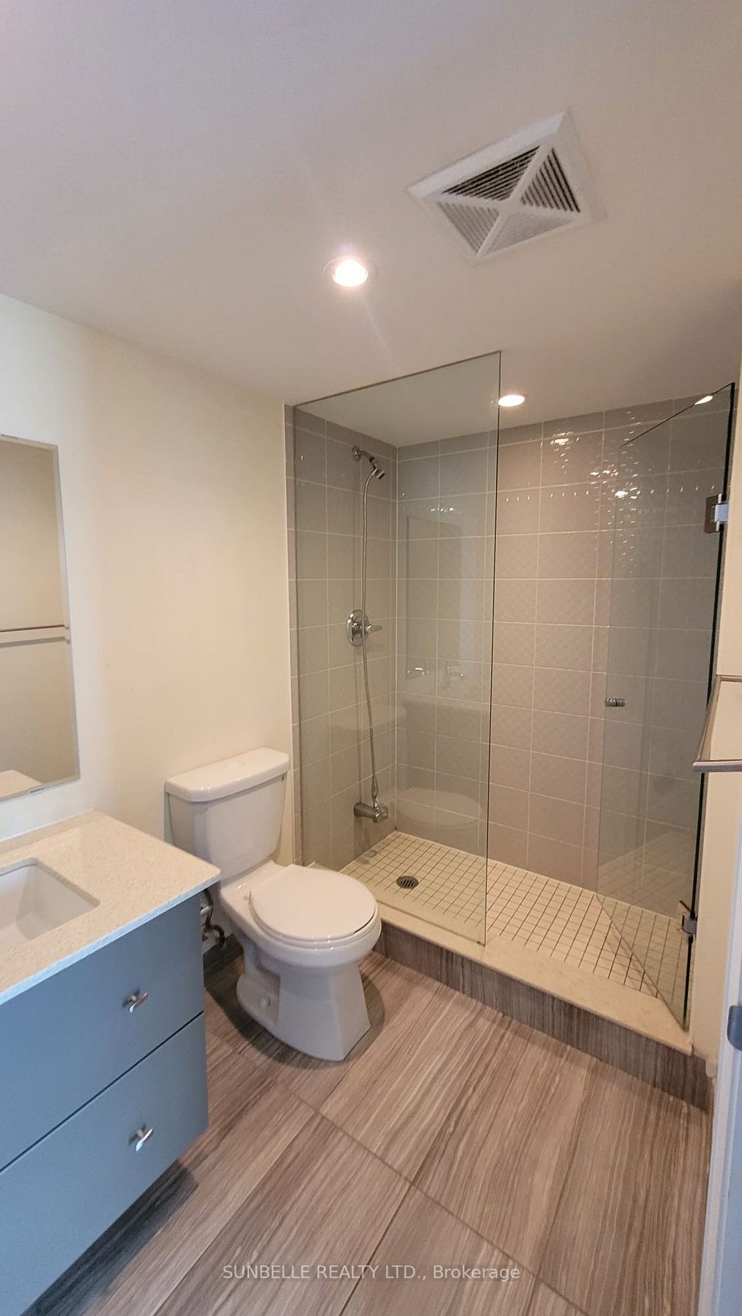 565 Wilson Ave, #W701
