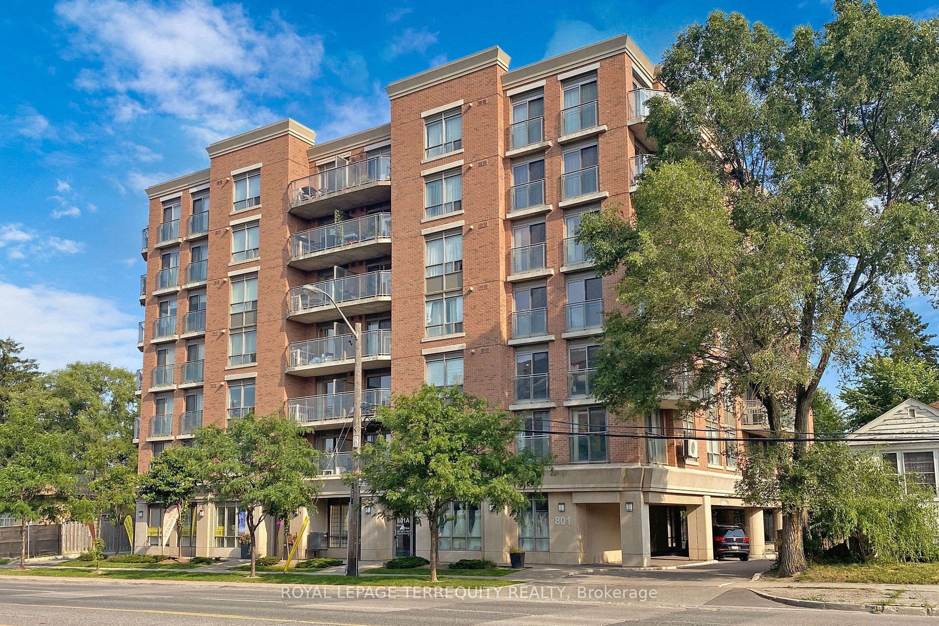 801 Sheppard Ave W, #705