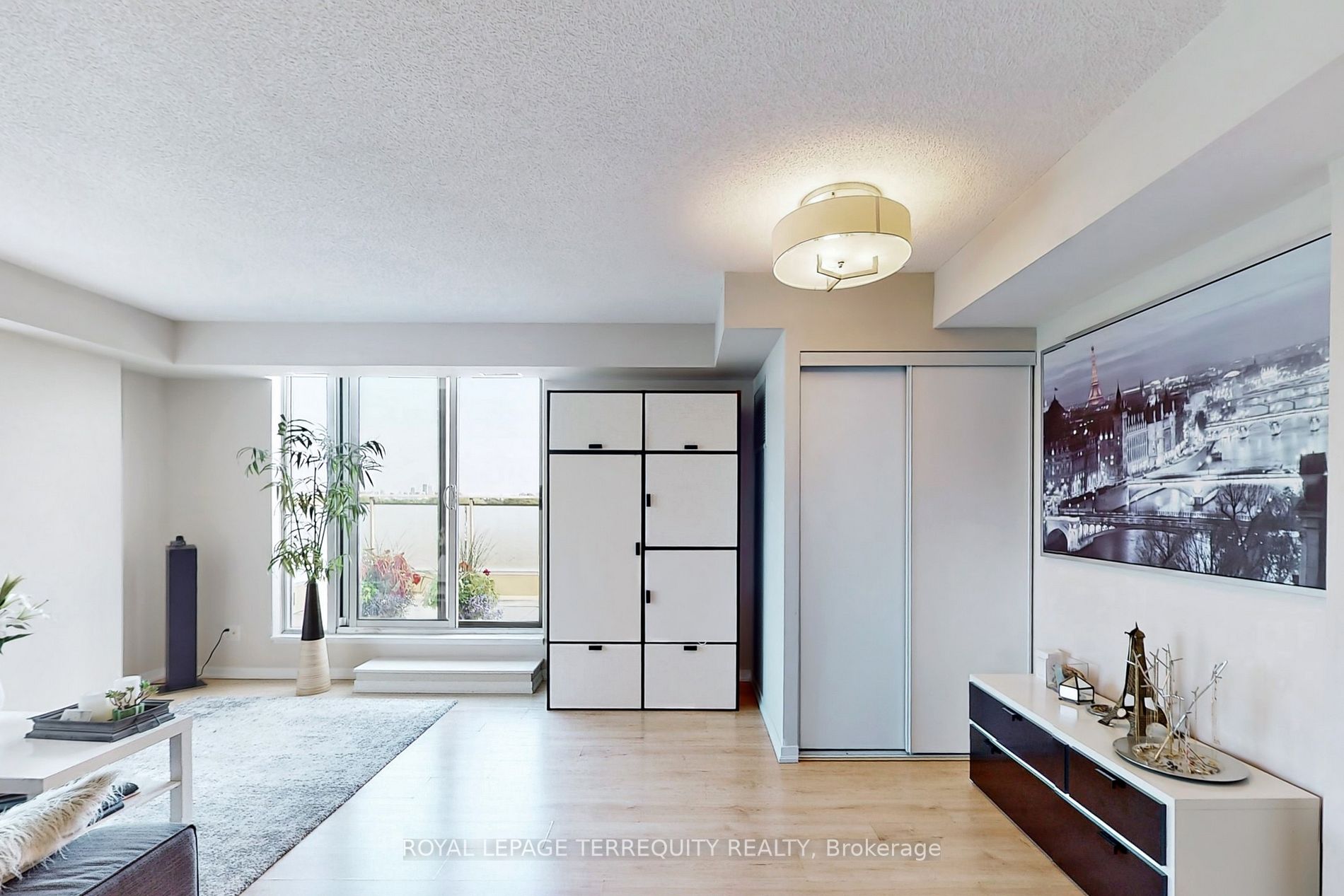 801 Sheppard Ave W, #705