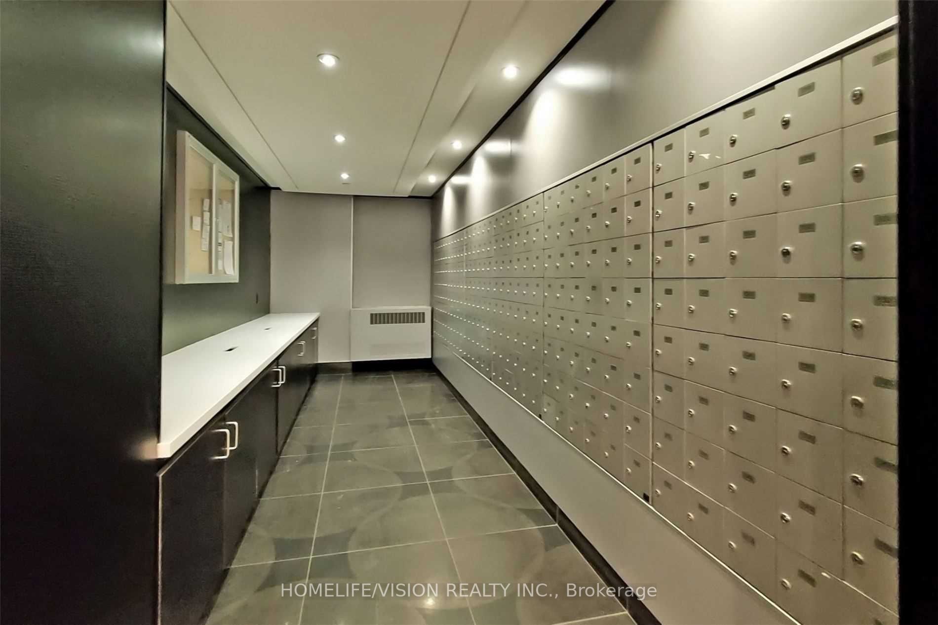 210 Victoria St, #1816