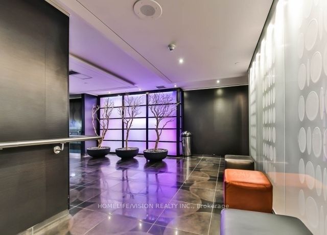 210 Victoria St, #1816
