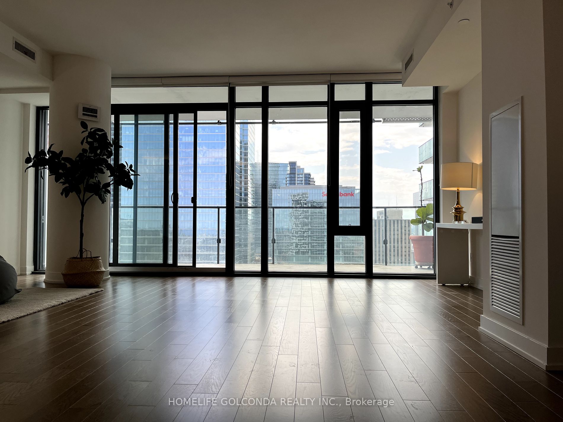 20 Lombard St, #3804