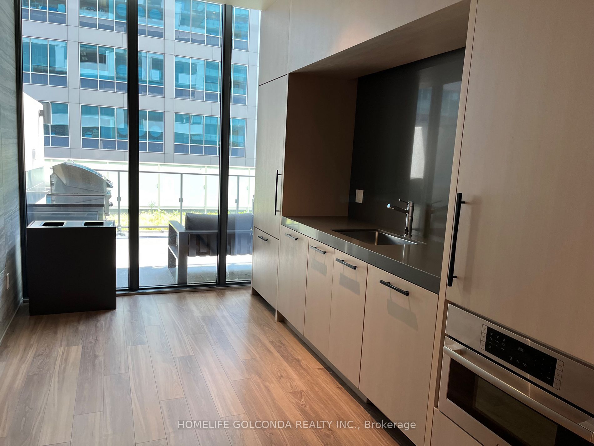 20 Lombard St, #3804