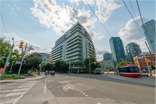 650 Queens Quay W, Toronto