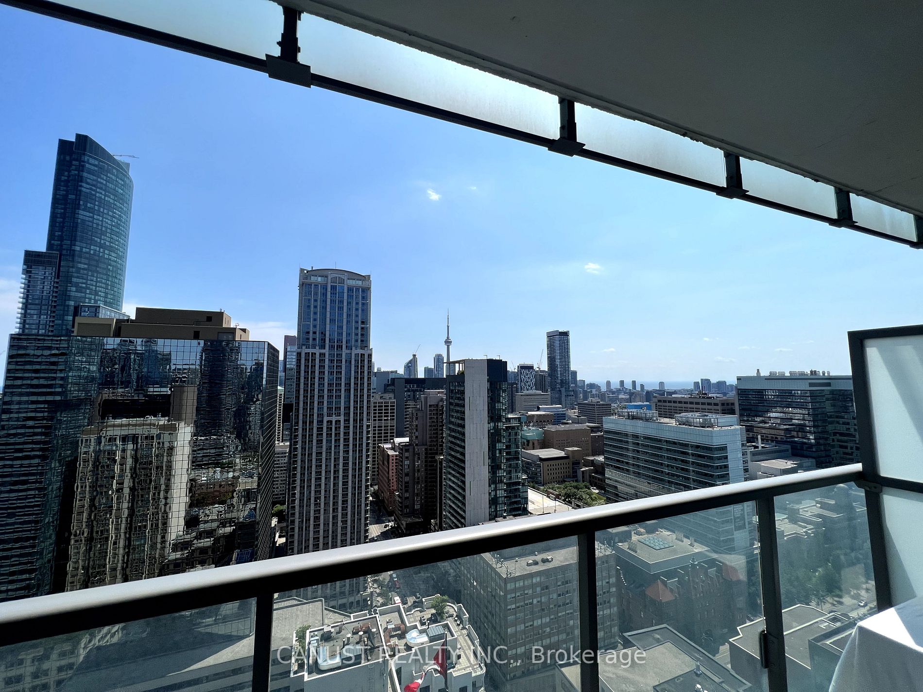38 Grenville Street #3305