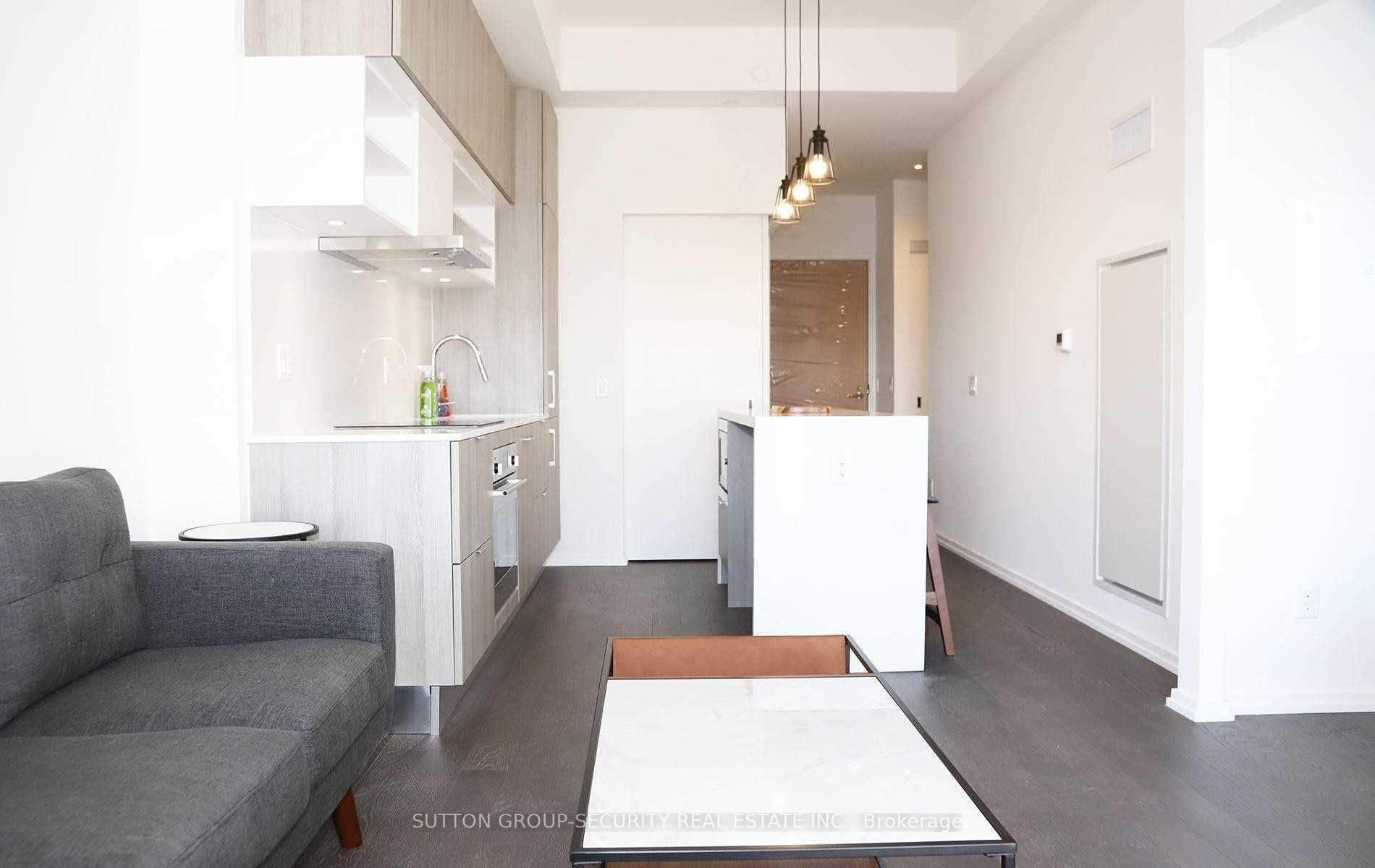 8 Hillsdale Ave, #934