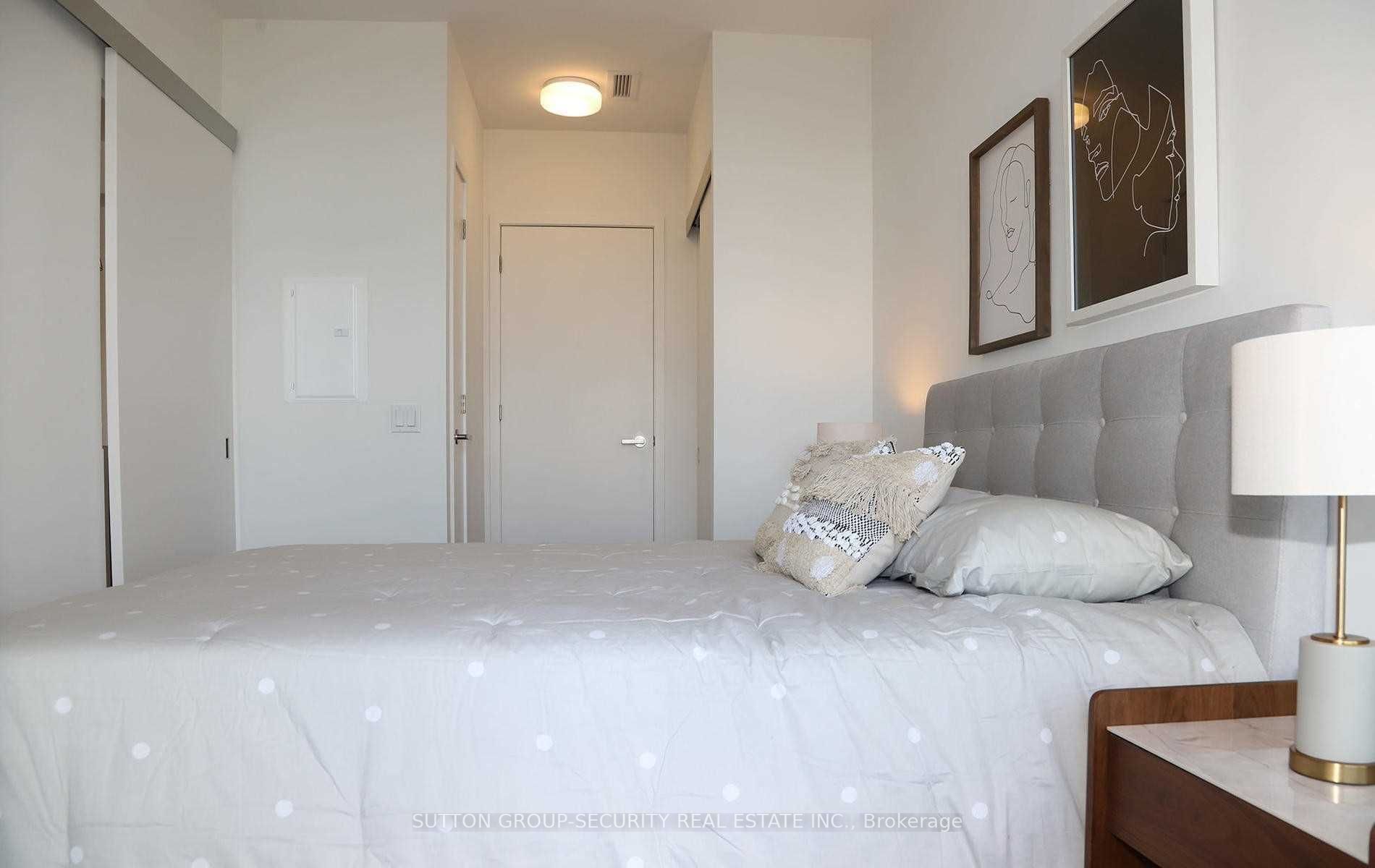 8 Hillsdale Ave, #934