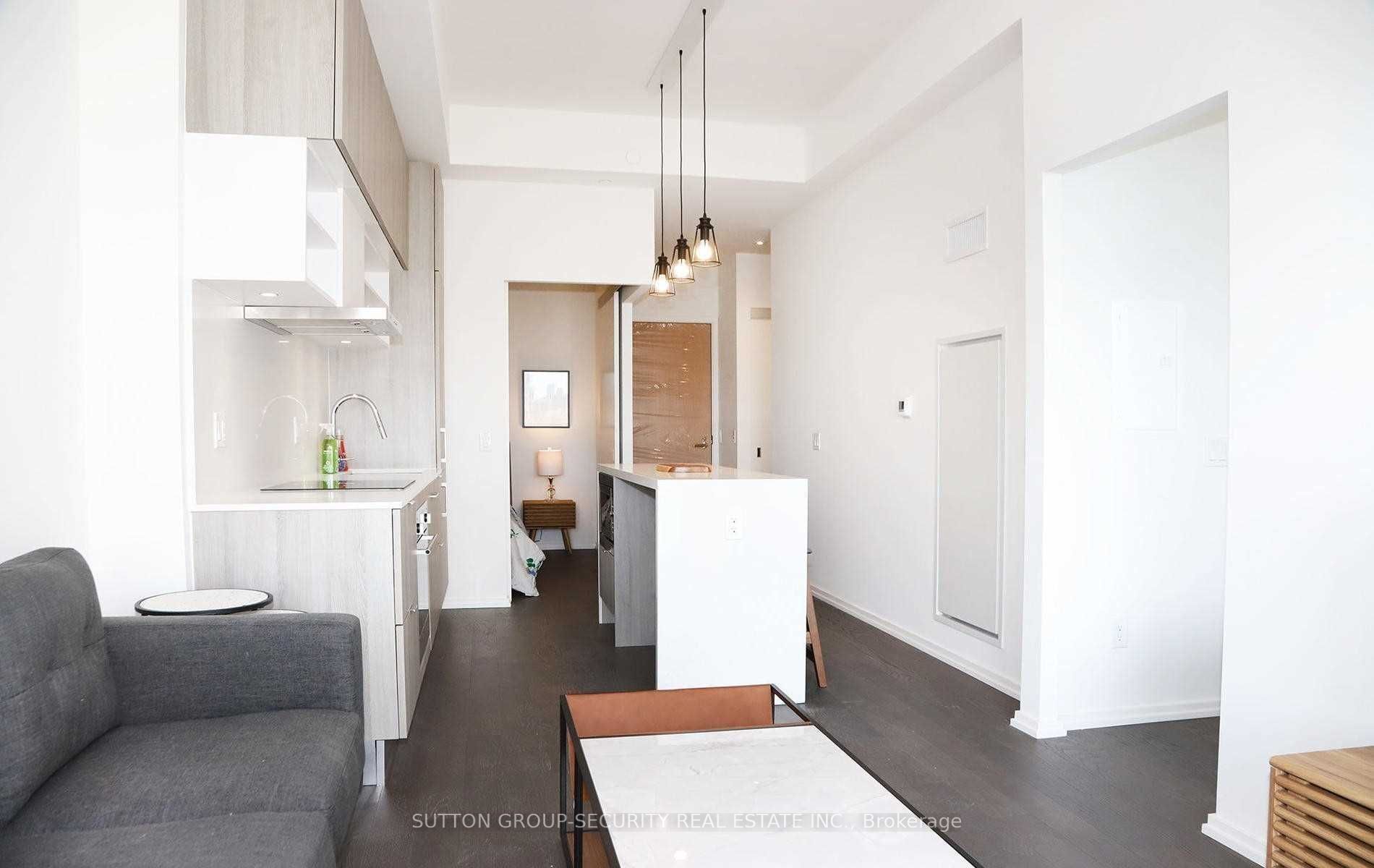 8 Hillsdale Ave, #934